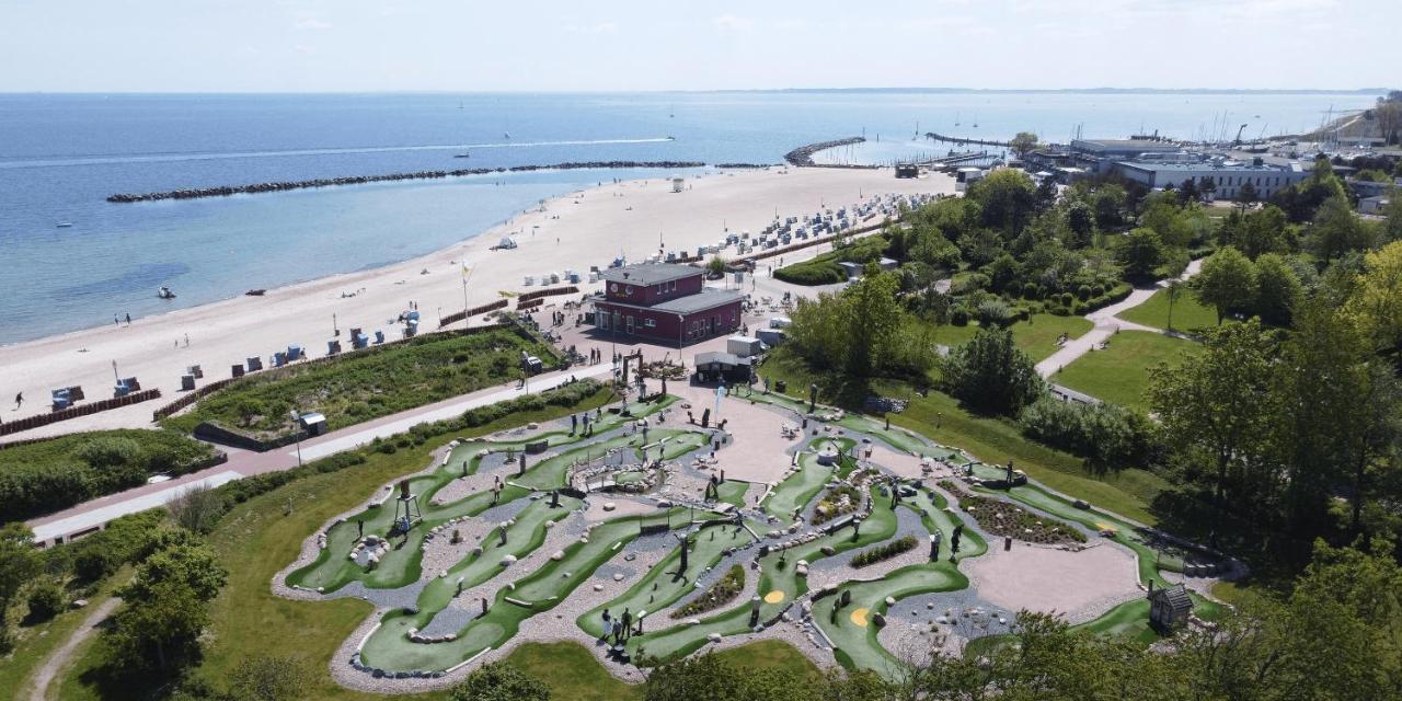 Ostseehotel Midgard Im Dampland Extérieur photo